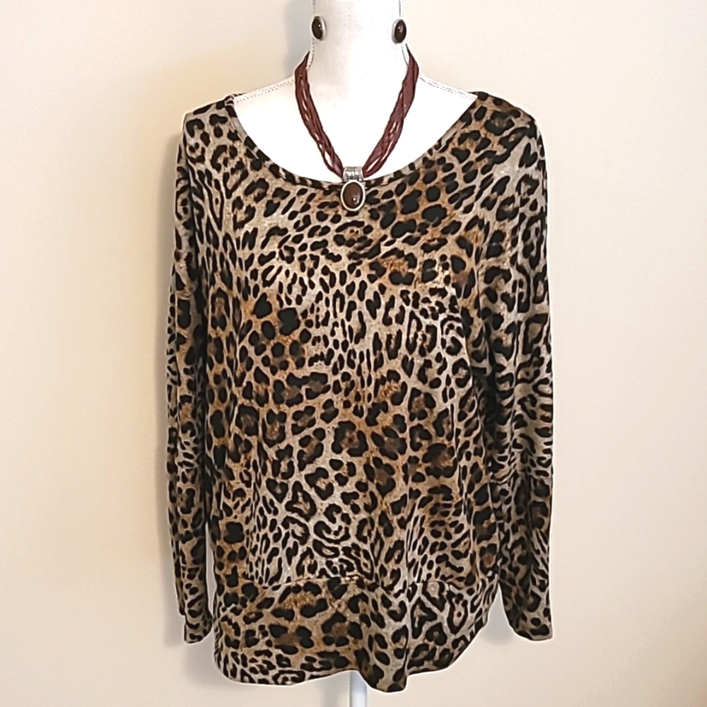 Apt 9 Top